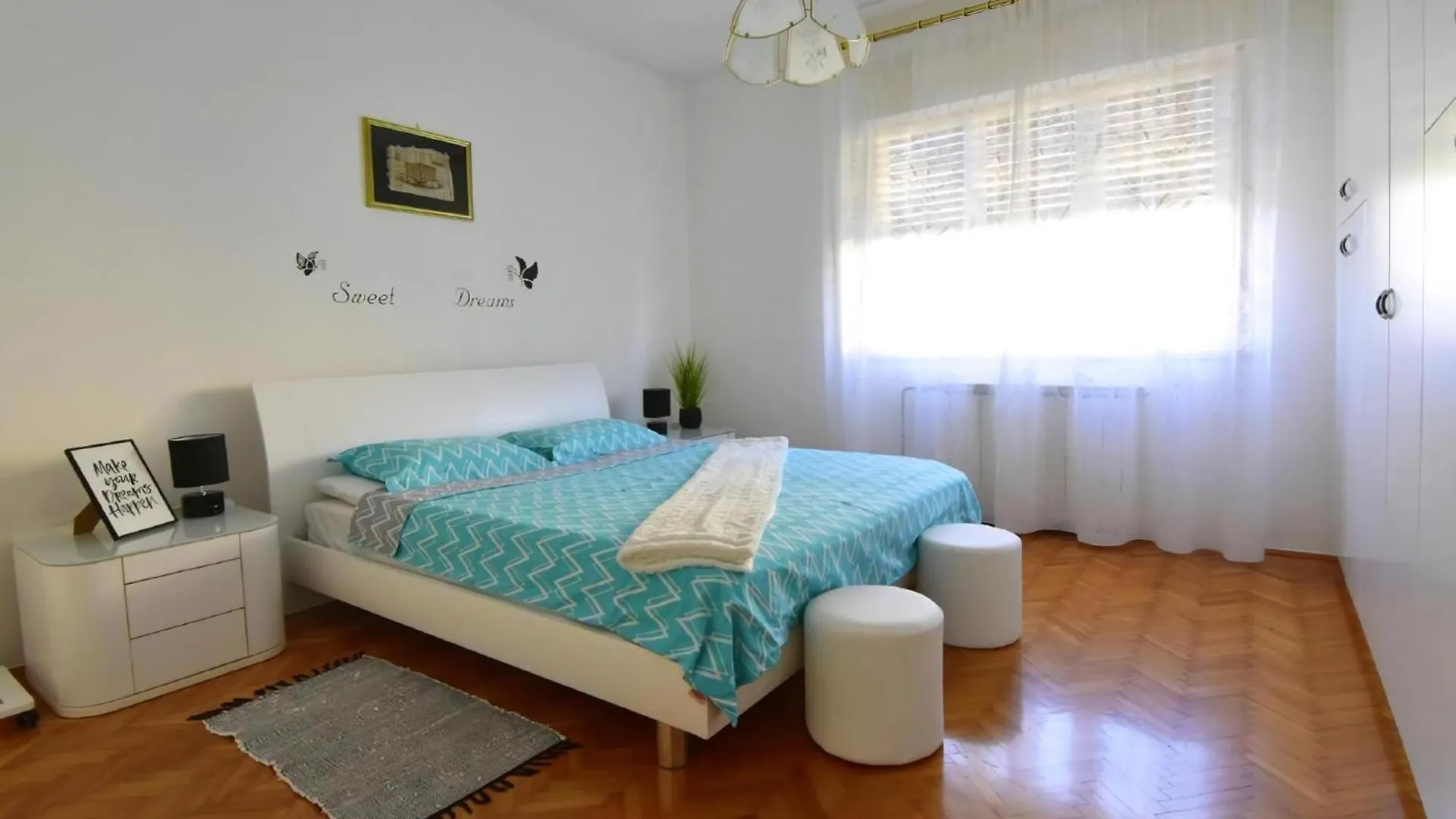 Grosse Wohnung In Umag Mit Grosser Terrasse Daire