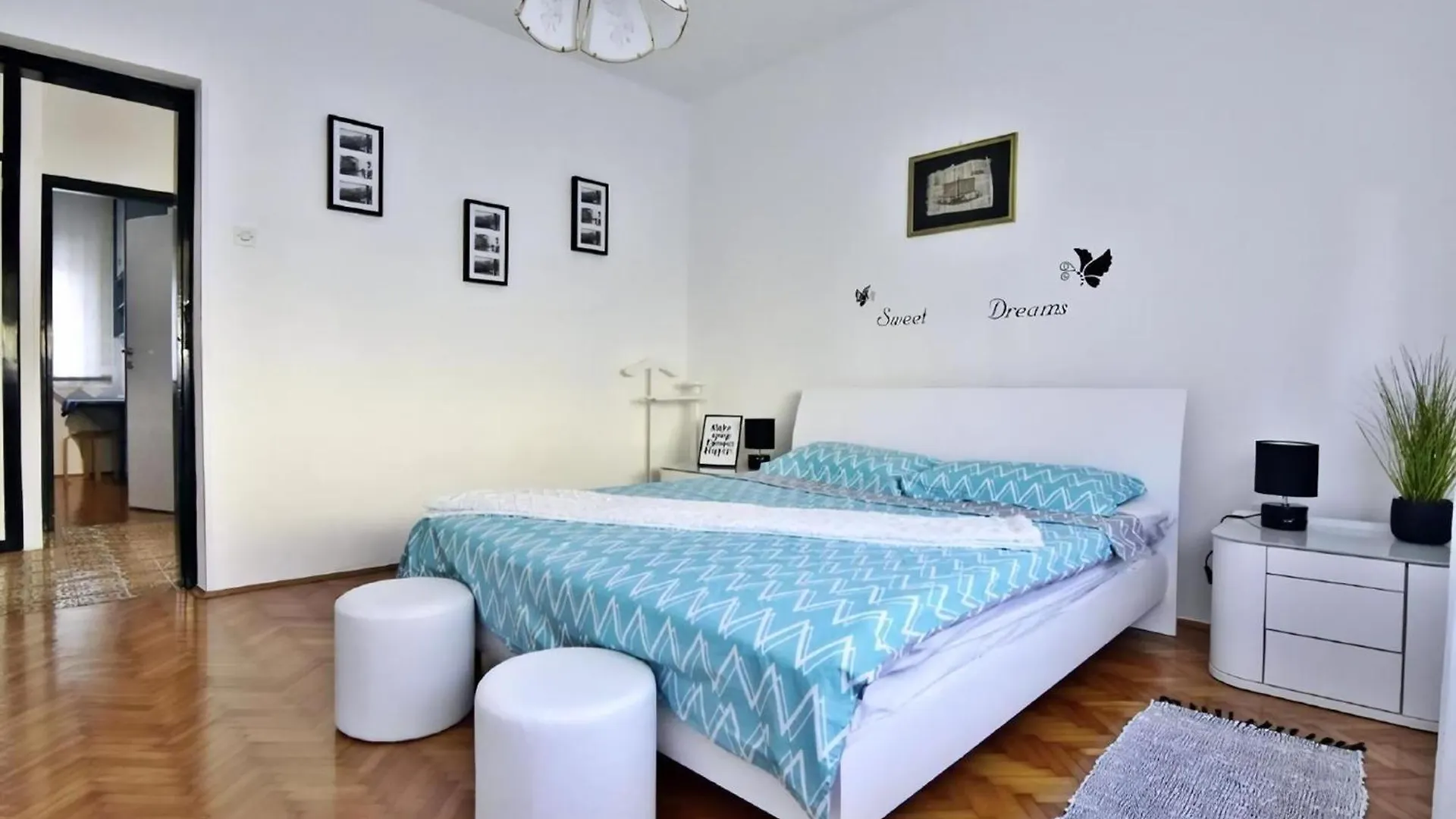 Appartement Grosse Wohnung In Umag Mit Grosser Terrasse